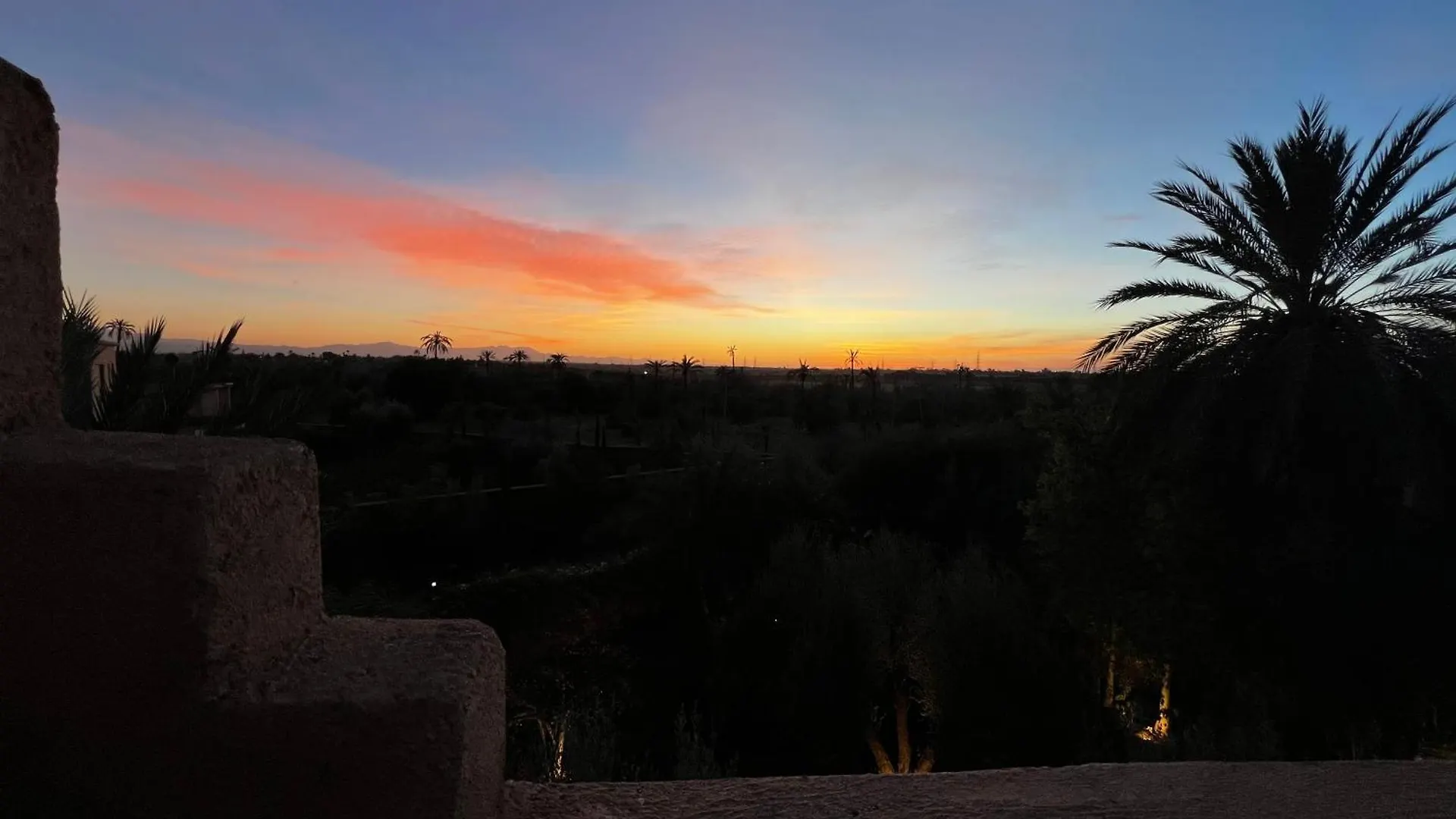 Villa Kasbah De Luxe, Piscine Et Jacuzzi Chauffes, Jardin Tropical Marrakesh