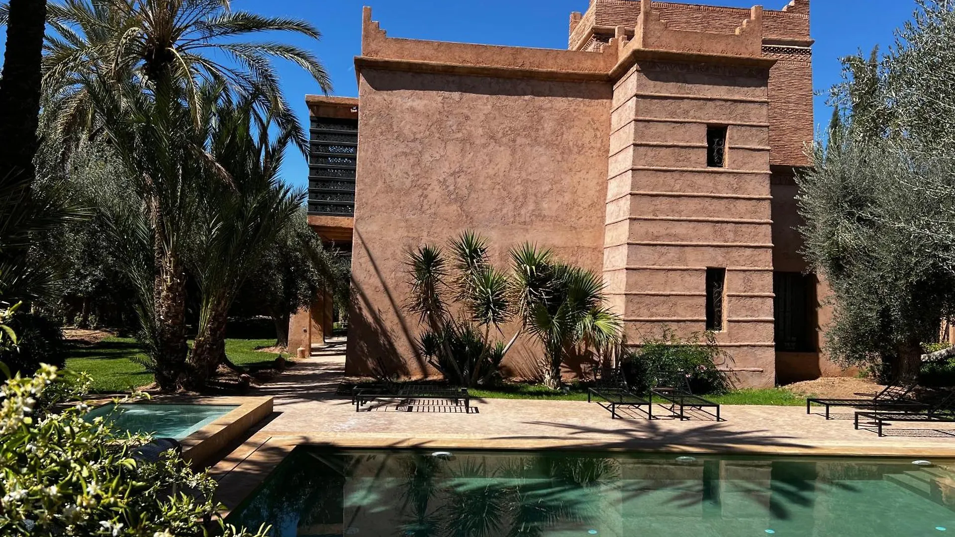 Villa Kasbah De Luxe, Piscine Et Jacuzzi Chauffes, Jardin Tropical Marrakesh Morocco
