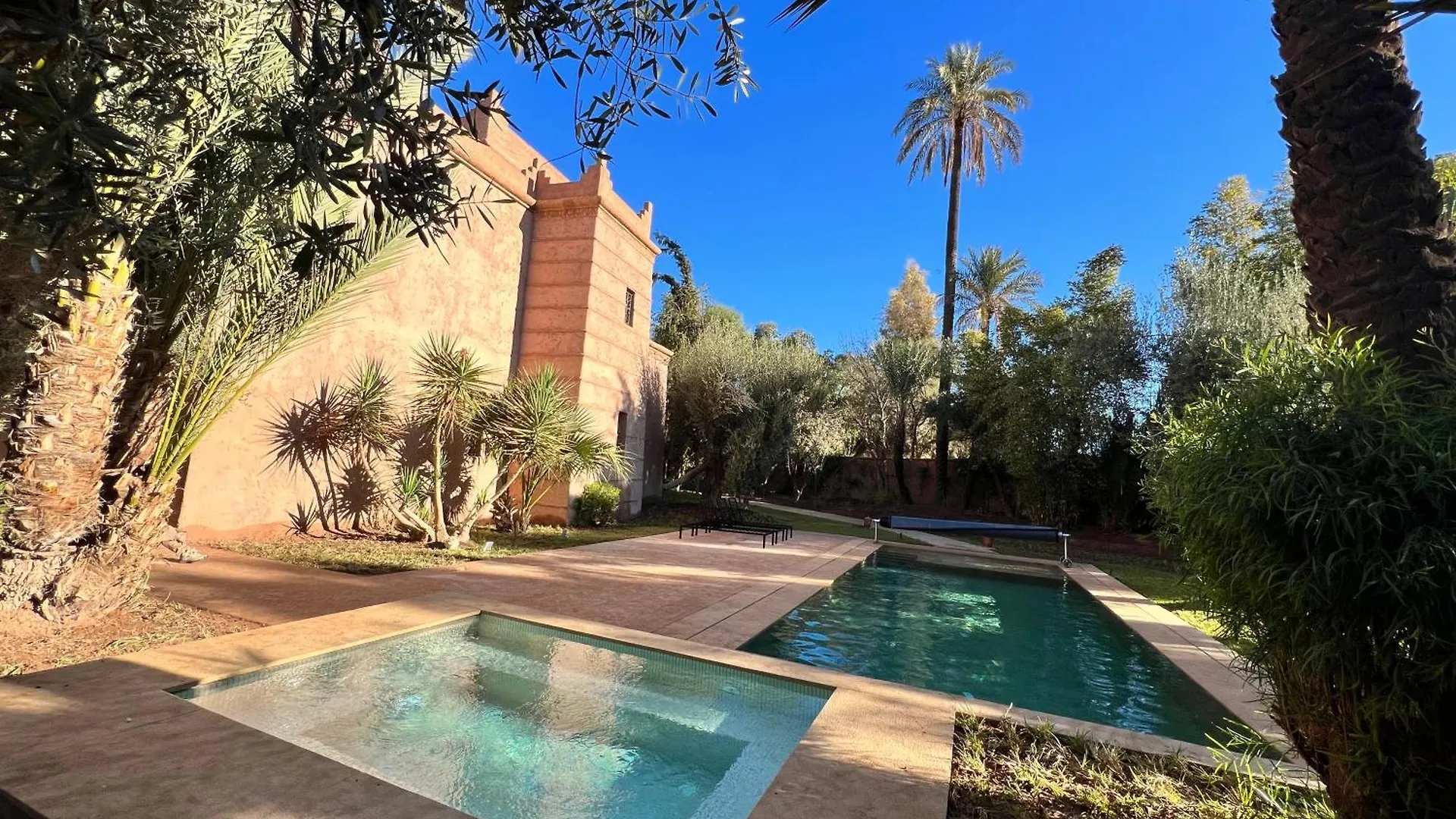Villa Kasbah De Luxe, Piscine Et Jacuzzi Chauffes, Jardin Tropical Marrakesh